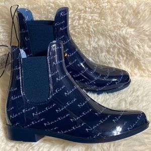 Náutica shayna rain boots for women different sizes